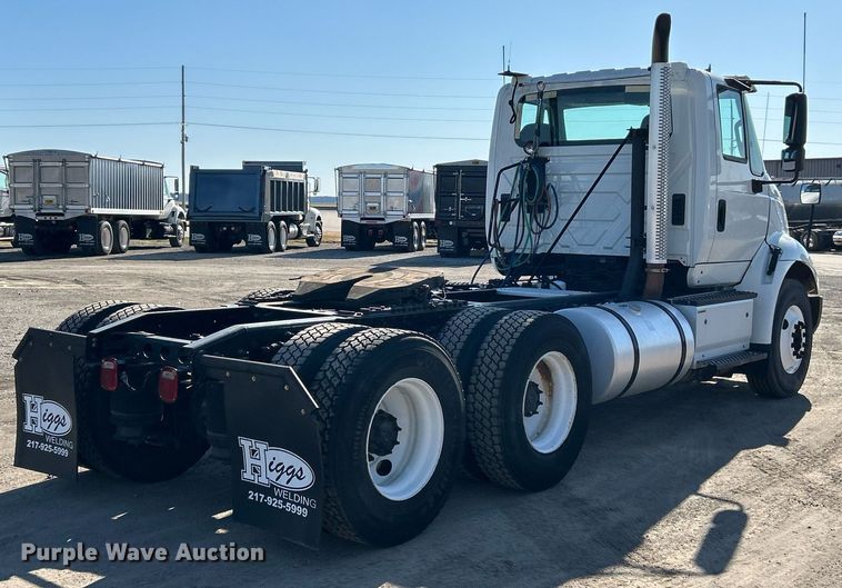 image for item EK2732 2015 International 8600 SBA semi truck