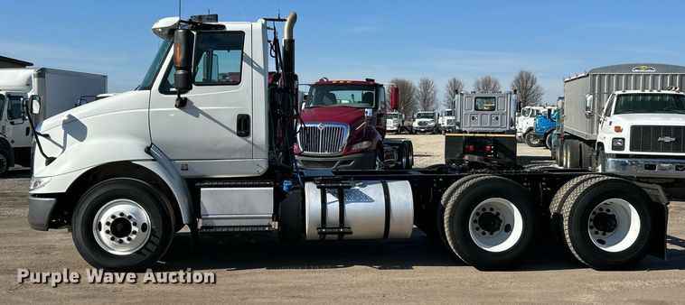 image for item EK2732 2015 International 8600 SBA semi truck