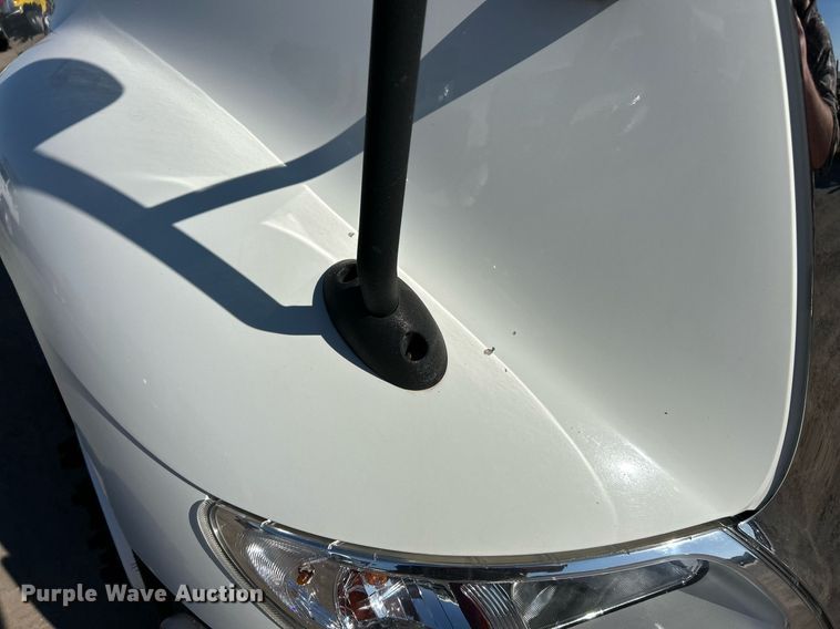 image for item EK2732 2015 International 8600 SBA semi truck