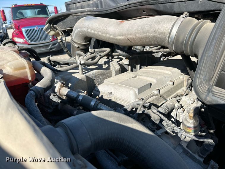 image for item EK2732 2015 International 8600 SBA semi truck