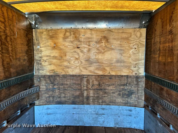 image for item EK2733 Morgan box bed