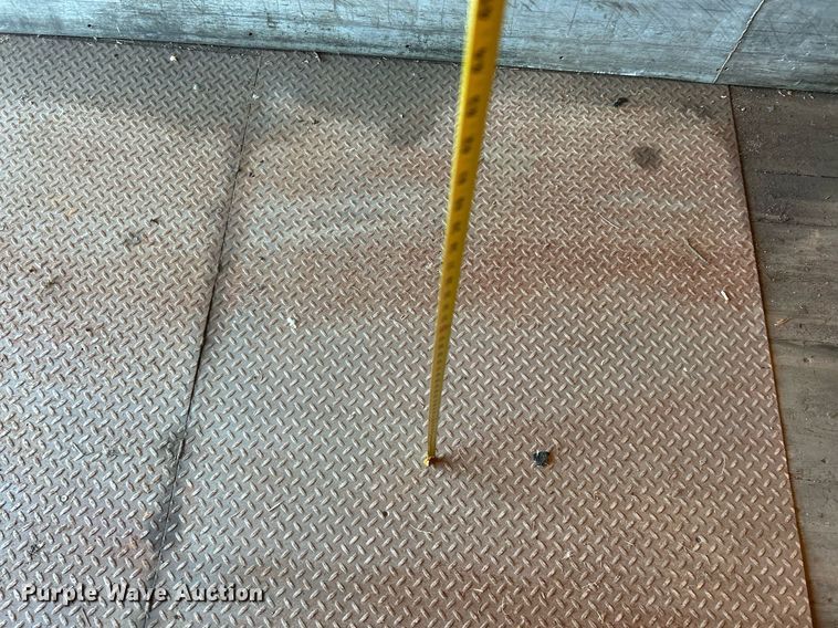 image for item EK2733 Morgan box bed