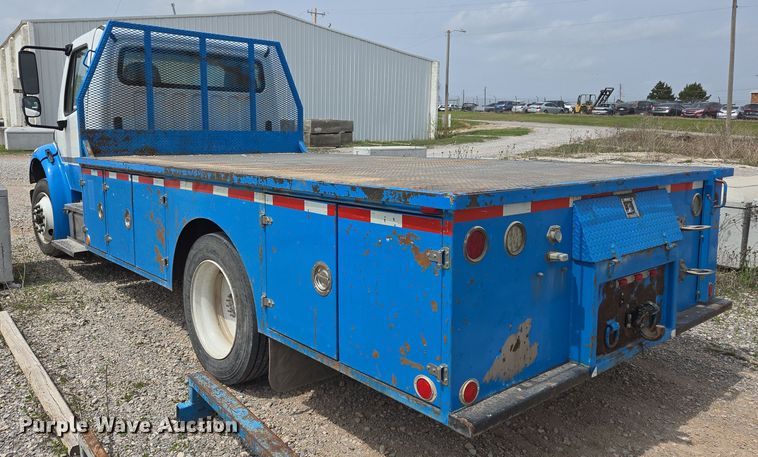 image for item EL5508 2015 Freightliner M2 flatbed truck