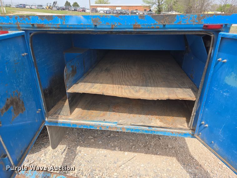 image for item EL5508 2015 Freightliner M2 flatbed truck