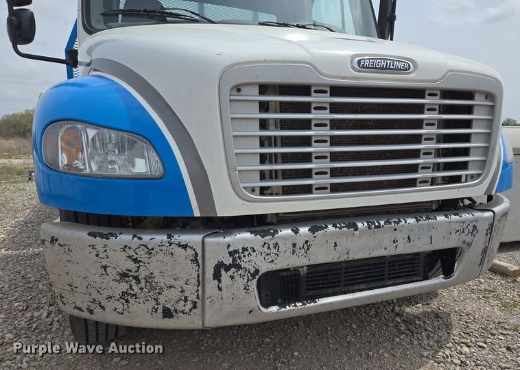 image for item EL5508 2015 Freightliner M2 flatbed truck