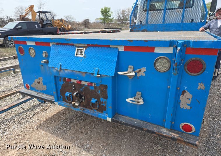 image for item EL5508 2015 Freightliner M2 flatbed truck