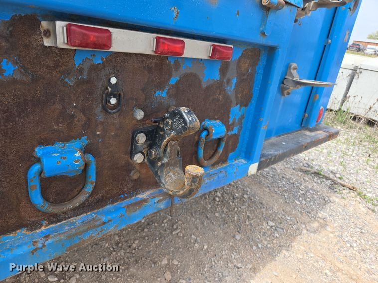 image for item EL5508 2015 Freightliner M2 flatbed truck