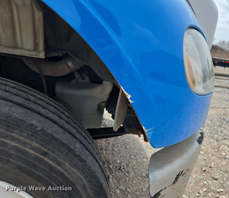 image for item EL5508 2015 Freightliner M2 flatbed truck