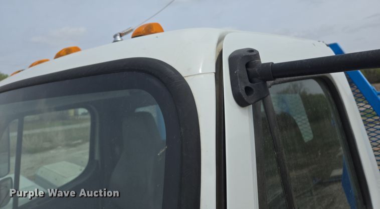 image for item EL5508 2015 Freightliner M2 flatbed truck