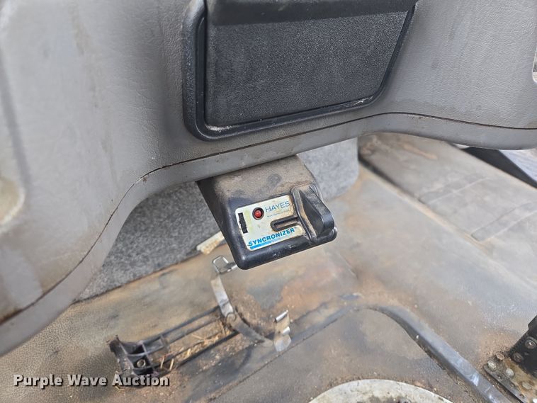 image for item EL5508 2015 Freightliner M2 flatbed truck