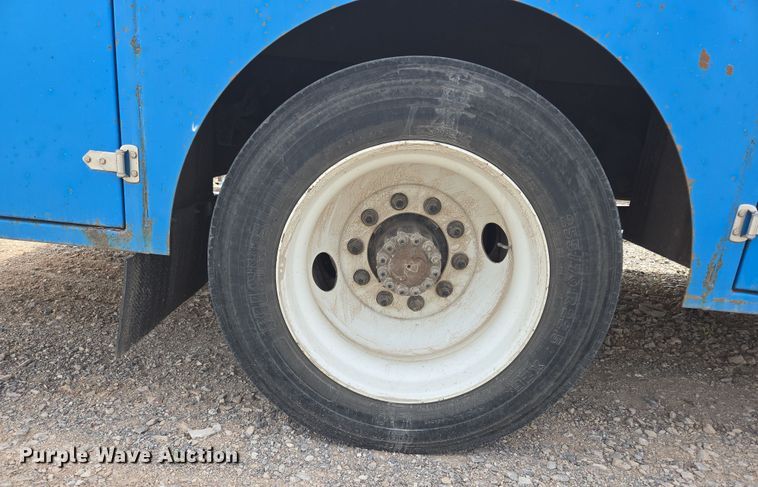 image for item EL5508 2015 Freightliner M2 flatbed truck