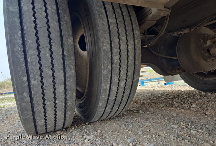 image for item EL5508 2015 Freightliner M2 flatbed truck