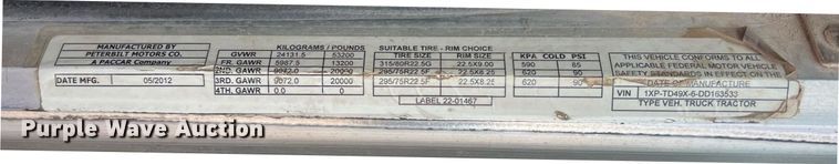 image for item EL5547 2013 Peterbilt 367 semi truck