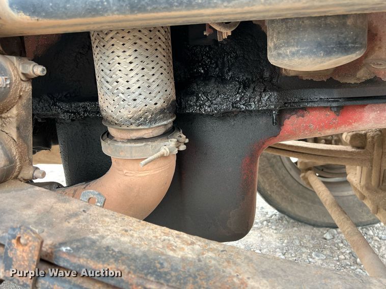 image for item EL5548 2014 Peterbilt 388 semi truck