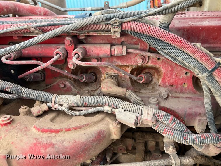 image for item EL5548 2014 Peterbilt 388 semi truck