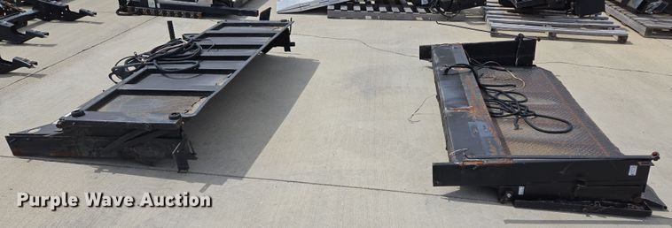 image for item EL5642 (2) end gate lifts