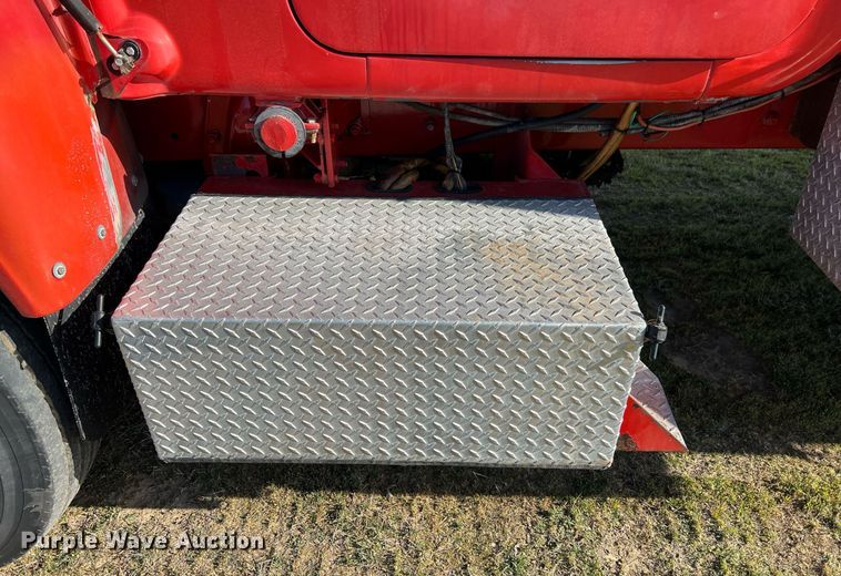 image for item EL5721 1985 Mack R688FCS pumper fire truck