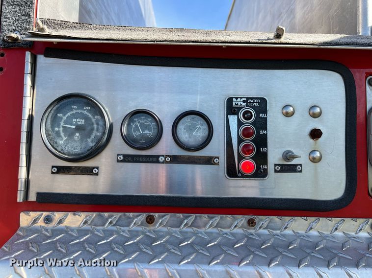 image for item EL5721 1985 Mack R688FCS pumper fire truck
