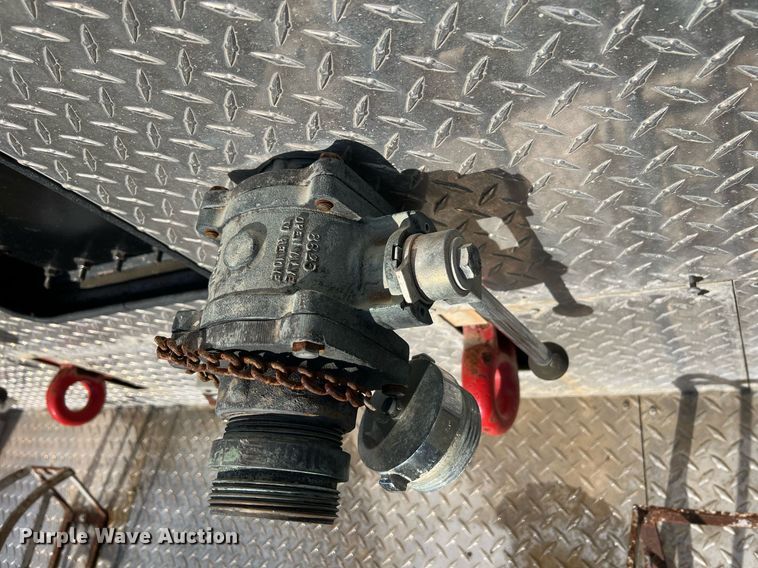 image for item EL5721 1985 Mack R688FCS pumper fire truck