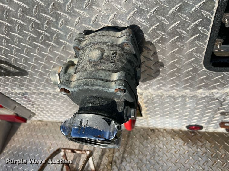 image for item EL5721 1985 Mack R688FCS pumper fire truck