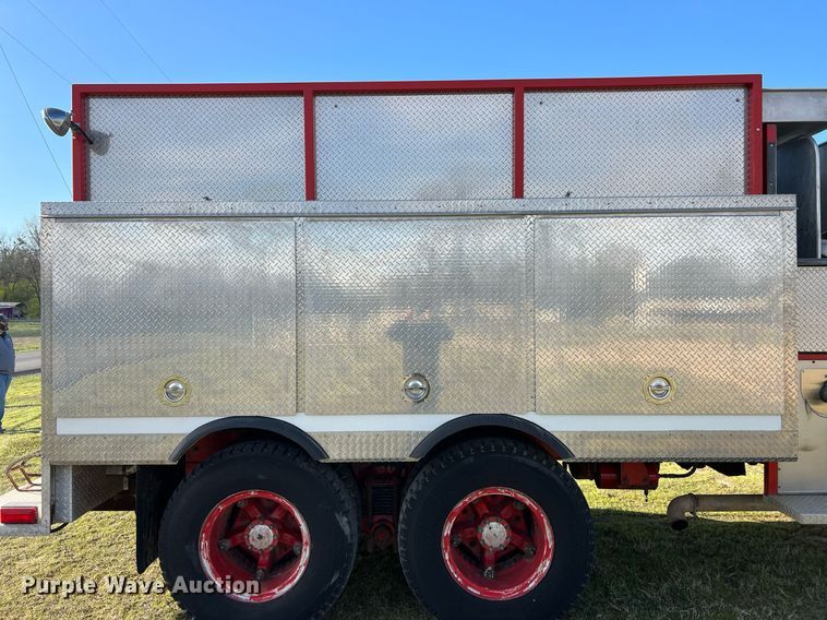 image for item EL5721 1985 Mack R688FCS pumper fire truck