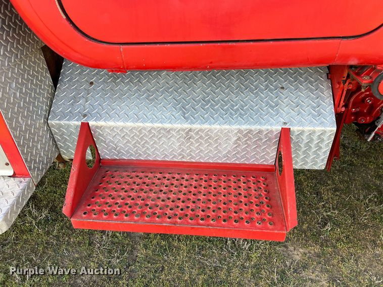 image for item EL5721 1985 Mack R688FCS pumper fire truck