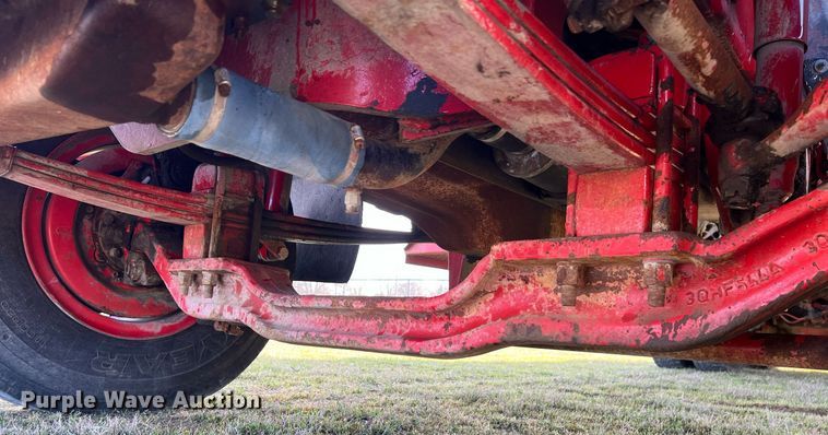 image for item EL5721 1985 Mack R688FCS pumper fire truck