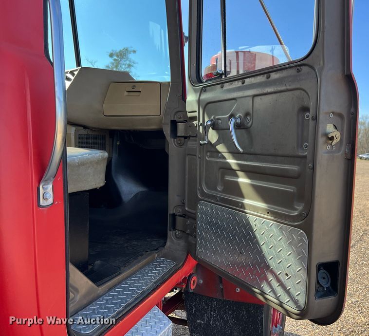 image for item EL5721 1985 Mack R688FCS pumper fire truck