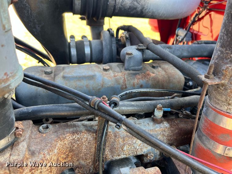 image for item EL5721 1985 Mack R688FCS pumper fire truck