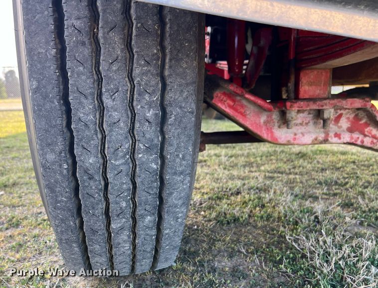 image for item EL5721 1985 Mack R688FCS pumper fire truck