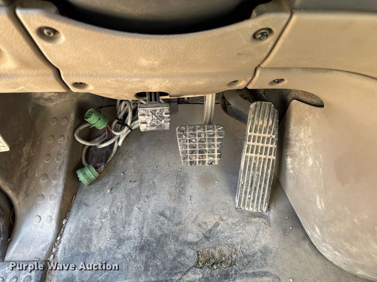 image for item EM3571 2016 Freightliner Cascadia 125 semi truck