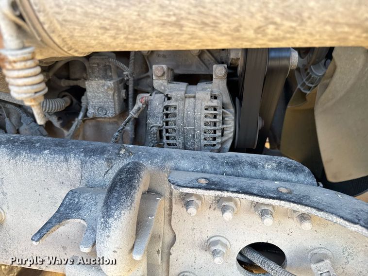 image for item EM3571 2016 Freightliner Cascadia 125 semi truck