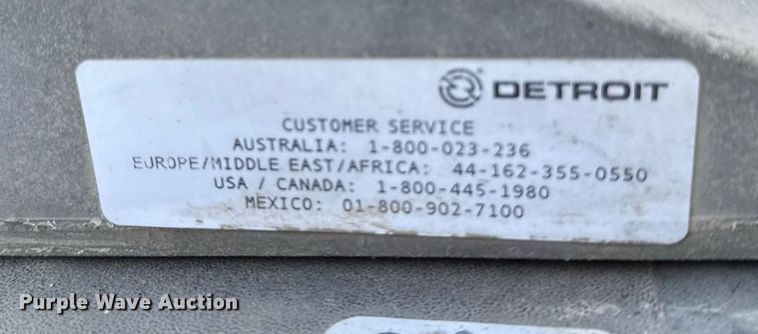 image for item EM3571 2016 Freightliner Cascadia 125 semi truck