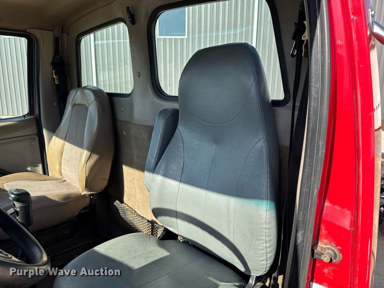 image for item EM3582 2005 Sterling LT9500 truck cab and chassis