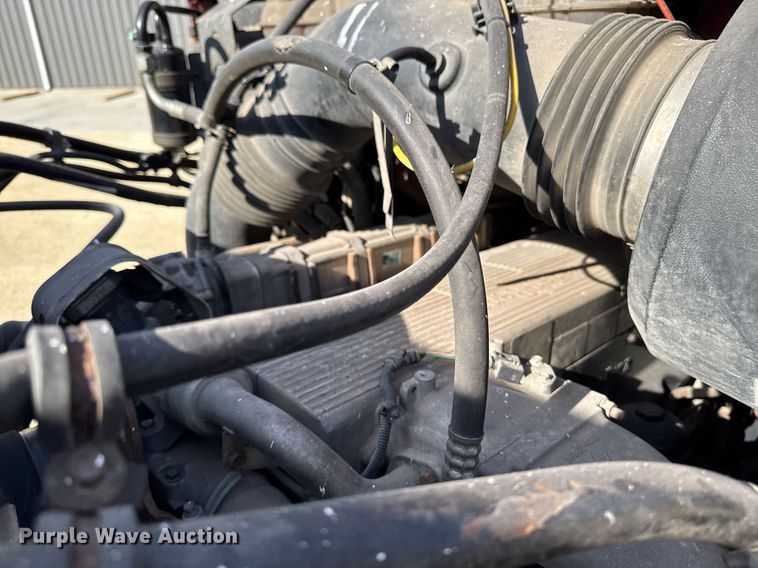 image for item EM3582 2005 Sterling LT9500 truck cab and chassis