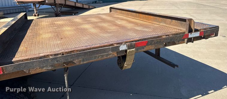 image for item EM3706 2017 International 4300SBA LP  flatbed truck