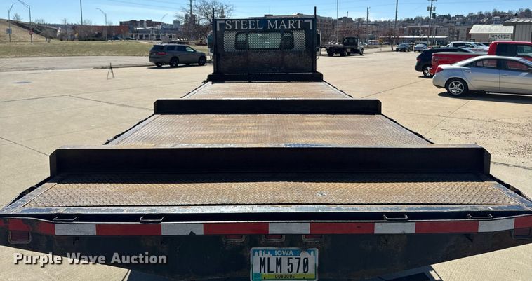 image for item EM3706 2017 International 4300SBA LP  flatbed truck