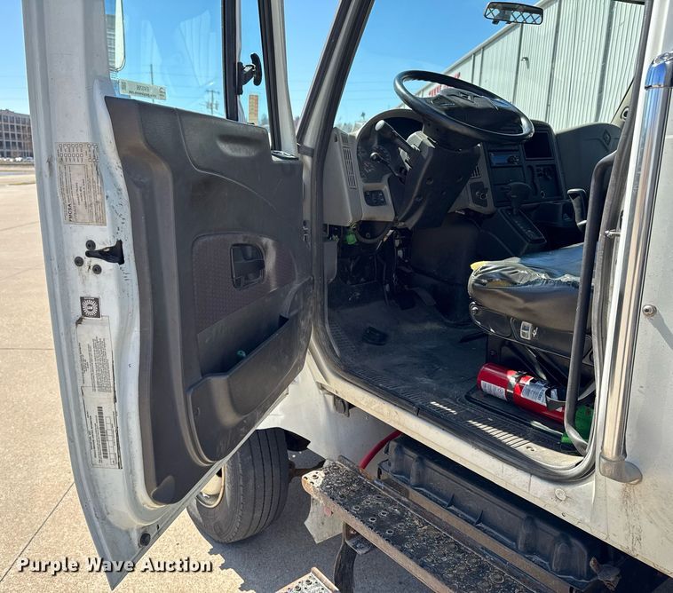 image for item EM3706 2017 International 4300SBA LP  flatbed truck