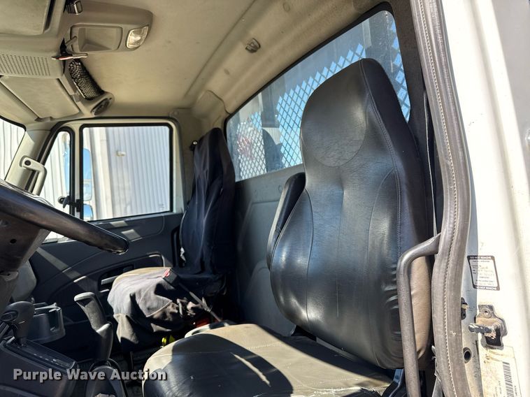 image for item EM3706 2017 International 4300SBA LP  flatbed truck