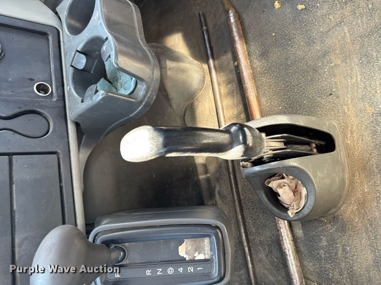 image for item EM3706 2017 International 4300SBA LP  flatbed truck