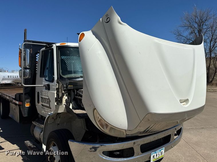 image for item EM3706 2017 International 4300SBA LP  flatbed truck