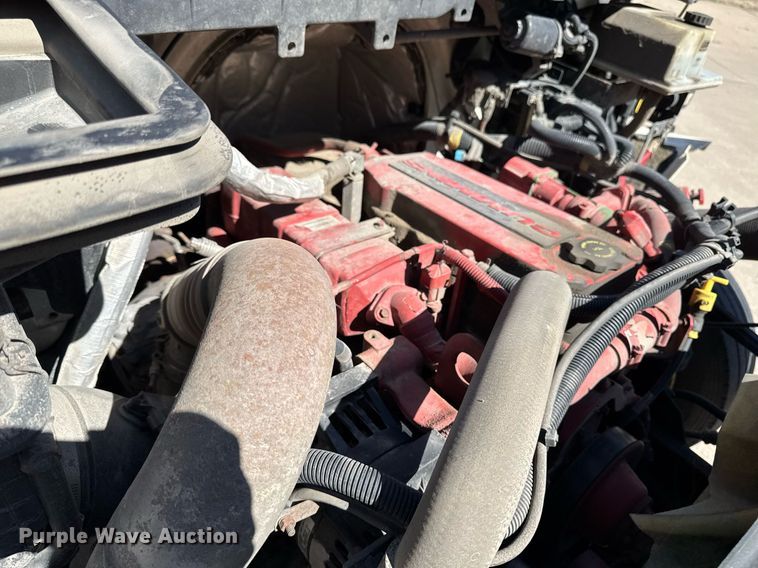 image for item EM3706 2017 International 4300SBA LP  flatbed truck