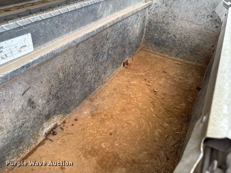 image for item EM3710 1994 Mack CH613 semi truck