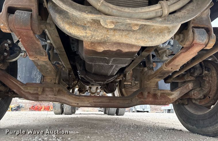 image for item EM3710 1994 Mack CH613 semi truck