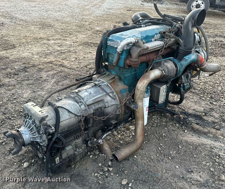 image for item EN5196 International DT570 engine 