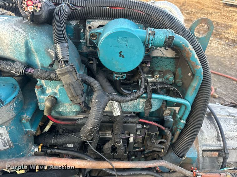 image for item EN5196 International DT570 engine 