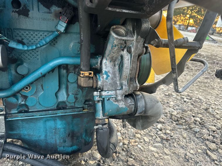 image for item EN5196 International DT570 engine 