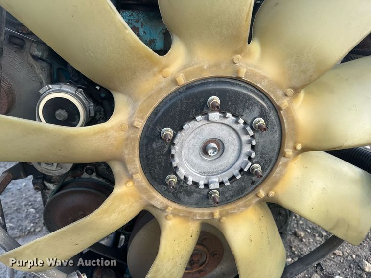 image for item EN5196 International DT570 engine 