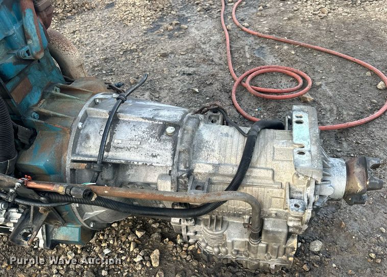 image for item EN5196 International DT570 engine 