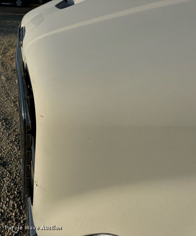 image for item EN5202 2005 Freightliner Business Class M2 truck cab and chassis